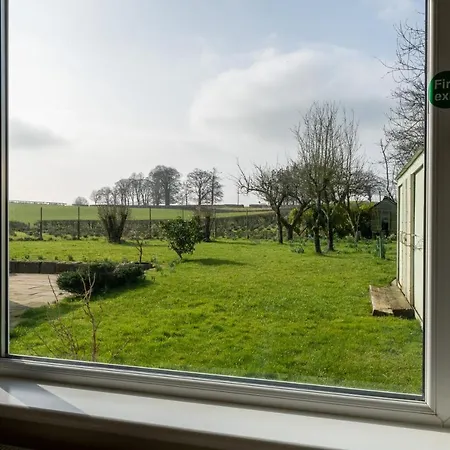 Two Acres Ferienhaus